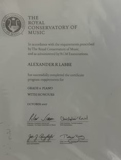 Profile photo of Alexander Labbé, undefined tutor at Wiingy