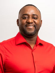 Profile photo of Thierno  Diallo, undefined tutor at Wiingy