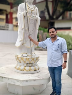 Profile photo of Akash roy, undefined tutor at Wiingy