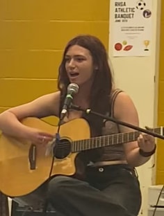 Profile photo of Ella Rizzo, undefined tutor at Wiingy