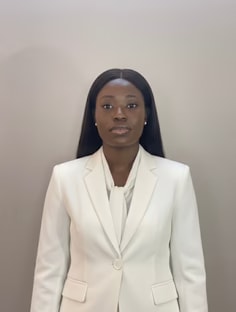 Profile photo of Esther Fawole , undefined tutor at Wiingy