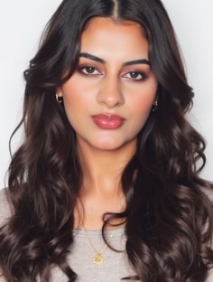 Profile photo of Doa Shazia, undefined tutor at Wiingy