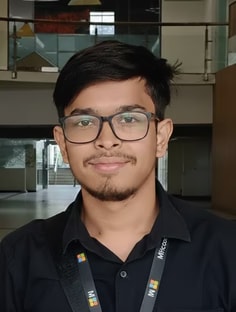 Profile photo of Yash Kumar, undefined tutor at Wiingy
