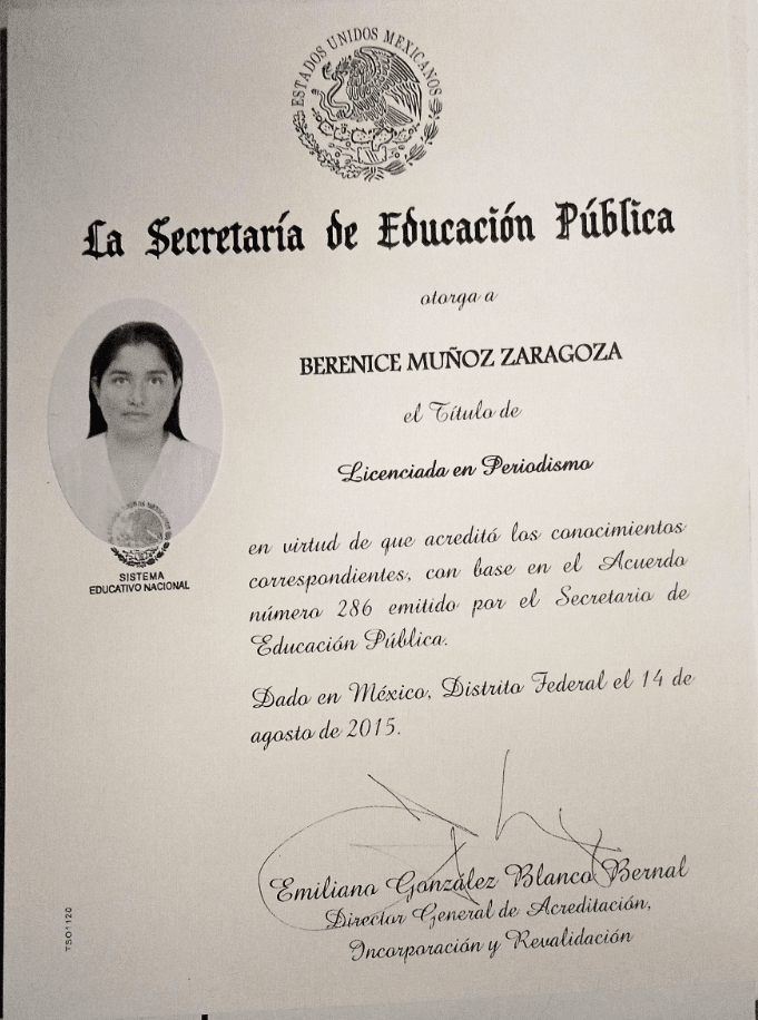 Berenice graduated from Escuela de Periodismo Carlos Septién