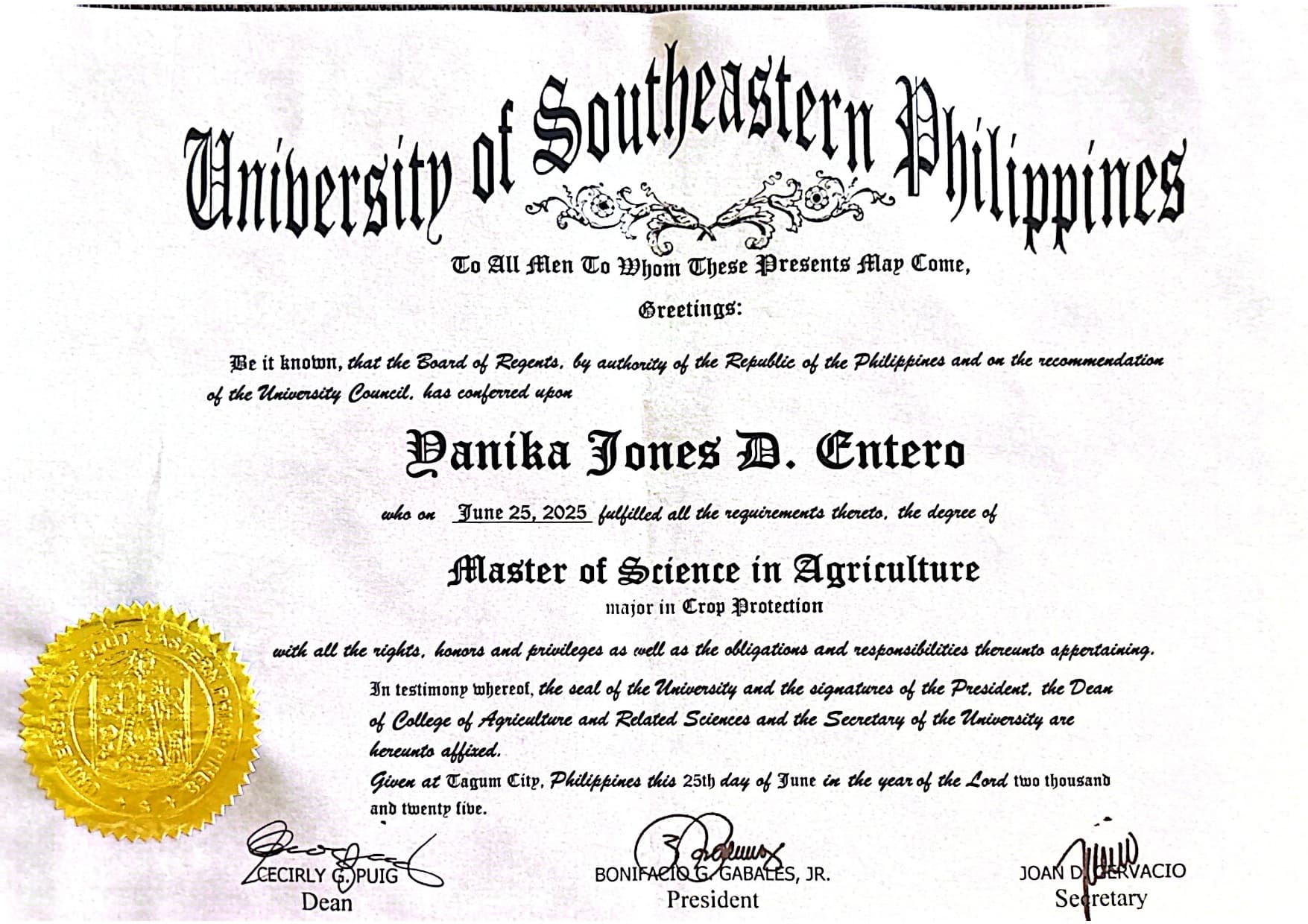 Verified degree or teaching certification of Yanika Jones