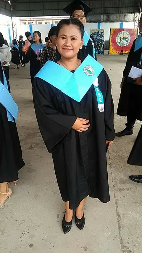 Lea graduated from Tanauan Institute Inc.