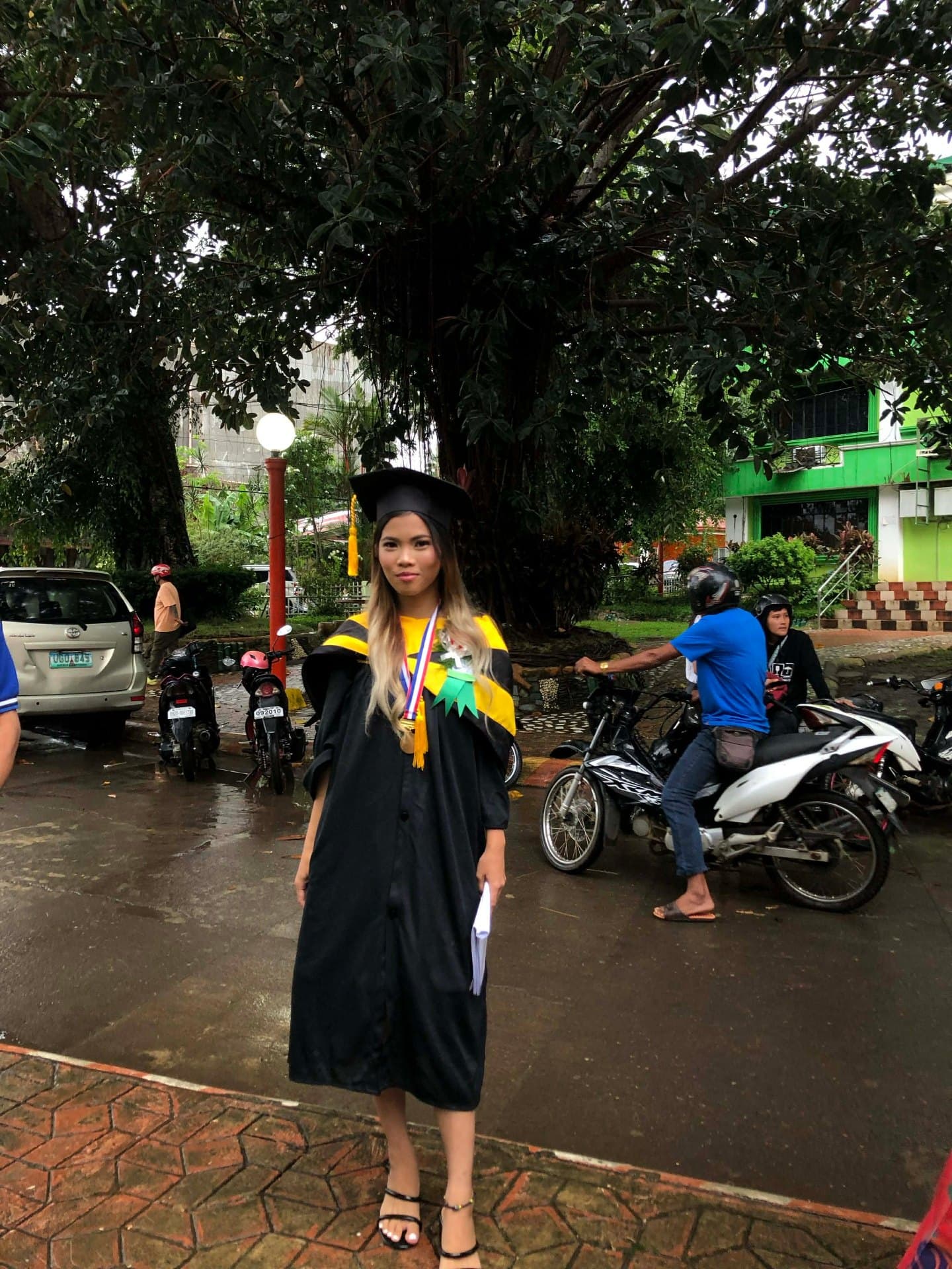 Marfe Jane graduated from Auror Pioneers Memorial College