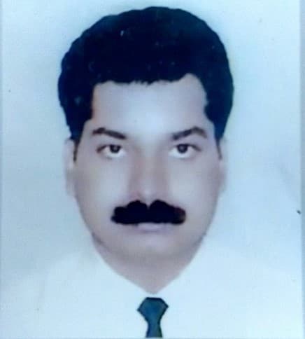 Alok graduated from Cambridge International Diploma for Teachers & Trainers