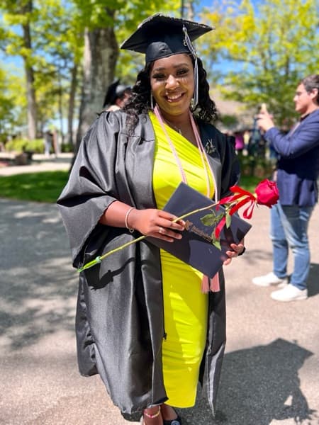 Mariaé graduated from Interlochen Arts Academy