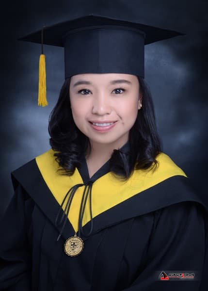 Sarrah Lynn graduated from Saint Louis University