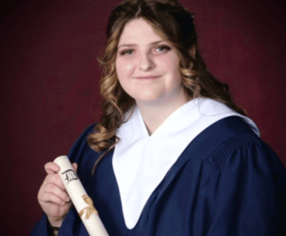 Tessa graduated from LCI