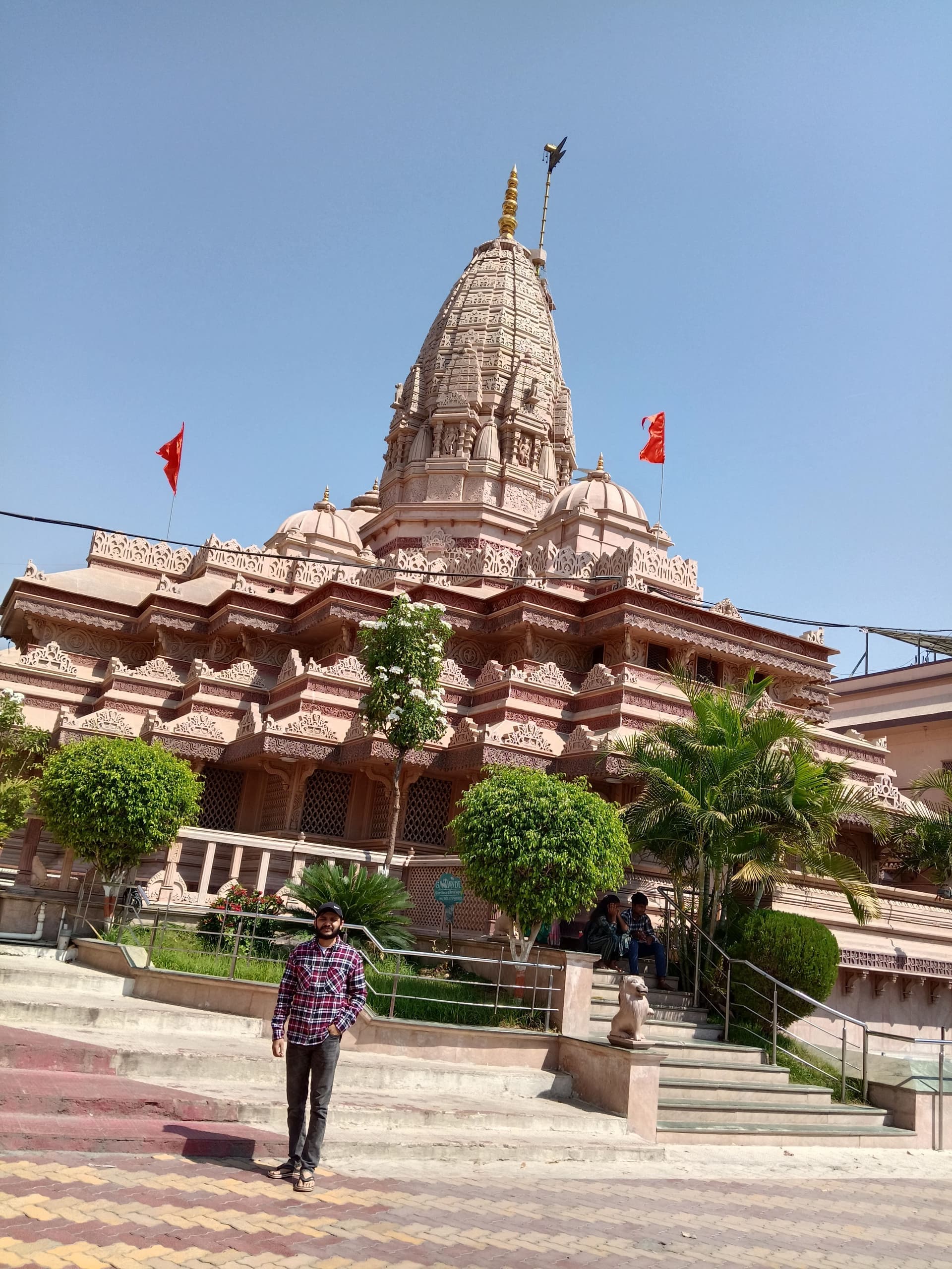 Travel snapshot of Aayush during a trip