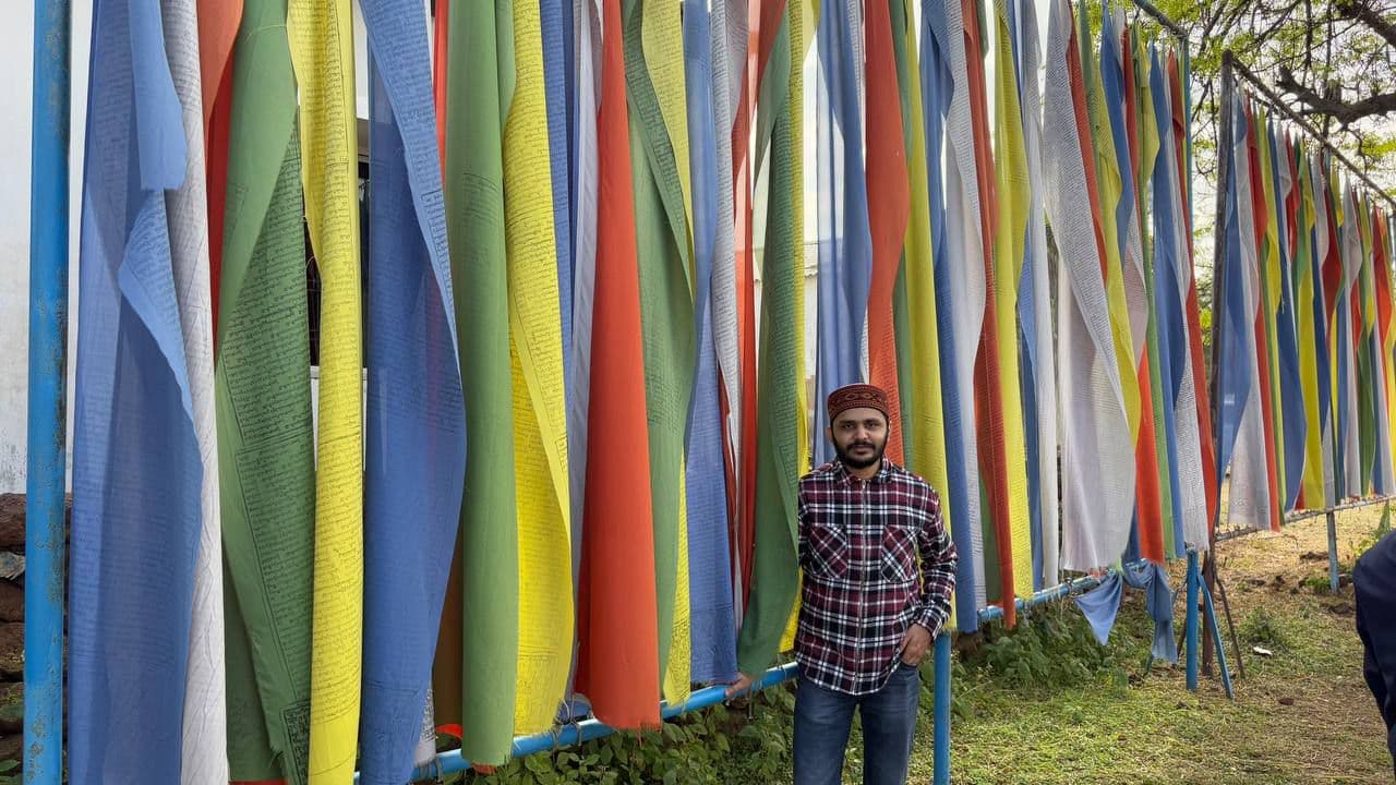 Travel snapshot of Aayush during a trip