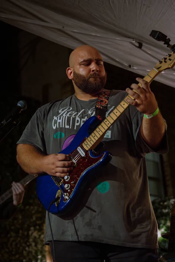 Profile photo of Zach, Guitar tutor at Wiingy