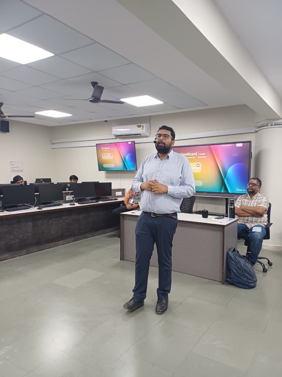 Profile photo of Umashankar, Engineering tutor at Wiingy