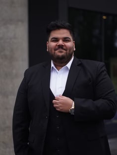 Profile photo of Mohammed Harfan , undefined tutor at Wiingy