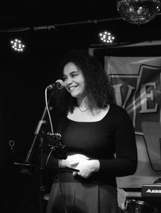 Profile photo of Isabella Azaria, undefined tutor at Wiingy