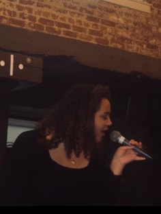 Profile photo of Isabella Azaria, undefined tutor at Wiingy