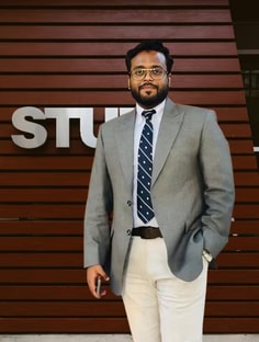 Profile photo of Sabahat Khan, undefined tutor at Wiingy