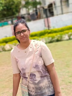 Profile photo of Parisa Gupta, undefined tutor at Wiingy