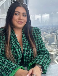 Profile photo of Claire Harrison, undefined tutor at Wiingy