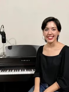 Profile photo of Elowen Ashford, undefined tutor at Wiingy