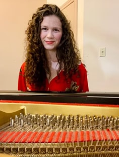 Profile photo of Madeleine Gaudette, undefined tutor at Wiingy