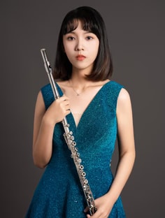 Profile photo of lAURA lIN, undefined tutor at Wiingy