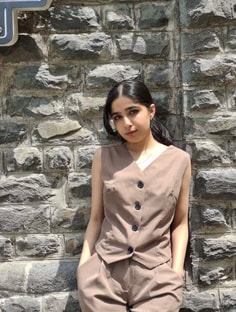 Profile photo of Pushpangi , undefined tutor at Wiingy