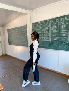 Profile photo of Dzudzanani Ramunenyiwa , undefined tutor at Wiingy