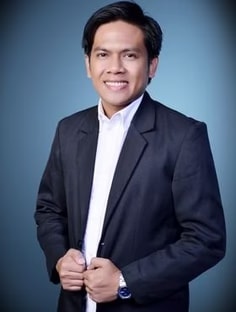 Profile photo of Emerson Calumpang, undefined tutor at Wiingy