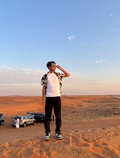 Profile photo of TATHAGAT GHANASHYAM SHARMA, undefined tutor at Wiingy