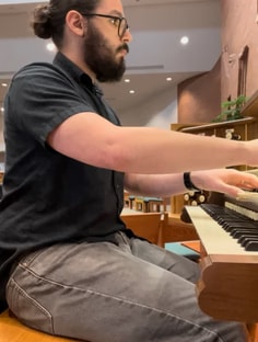 Profile photo of Jose Gonzalez, undefined tutor at Wiingy