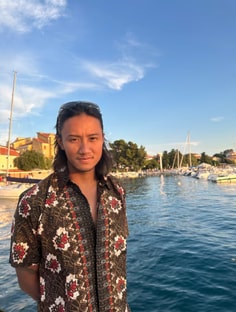 Profile photo of Azlan Lim, undefined tutor at Wiingy