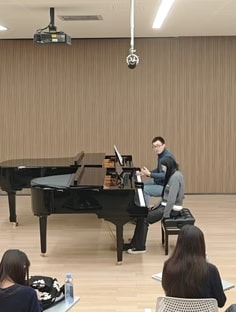 Profile photo of Hao Zhang, undefined tutor at Wiingy