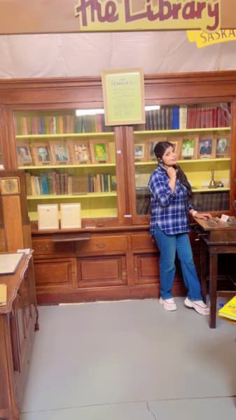 Travel snapshot of Reet during a trip