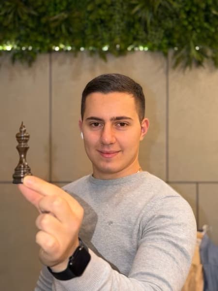 Profile photo of Zhora, Games tutor at Wiingy