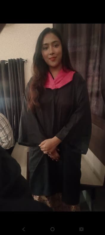 Graduation ceremony photo of Kanika