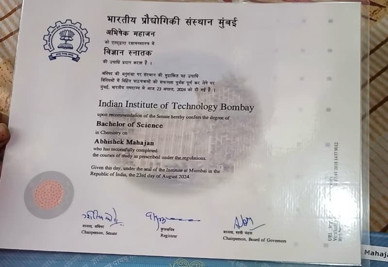 Verified degree or teaching certification of abhishek