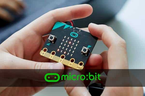 Smiley Face on a micro:bit